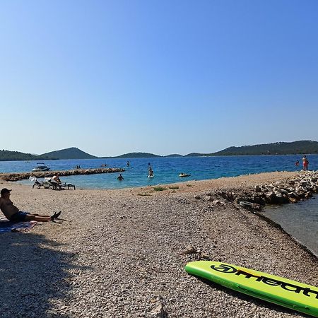Buqez Resort, Vila 51 Drage Dış mekan fotoğraf