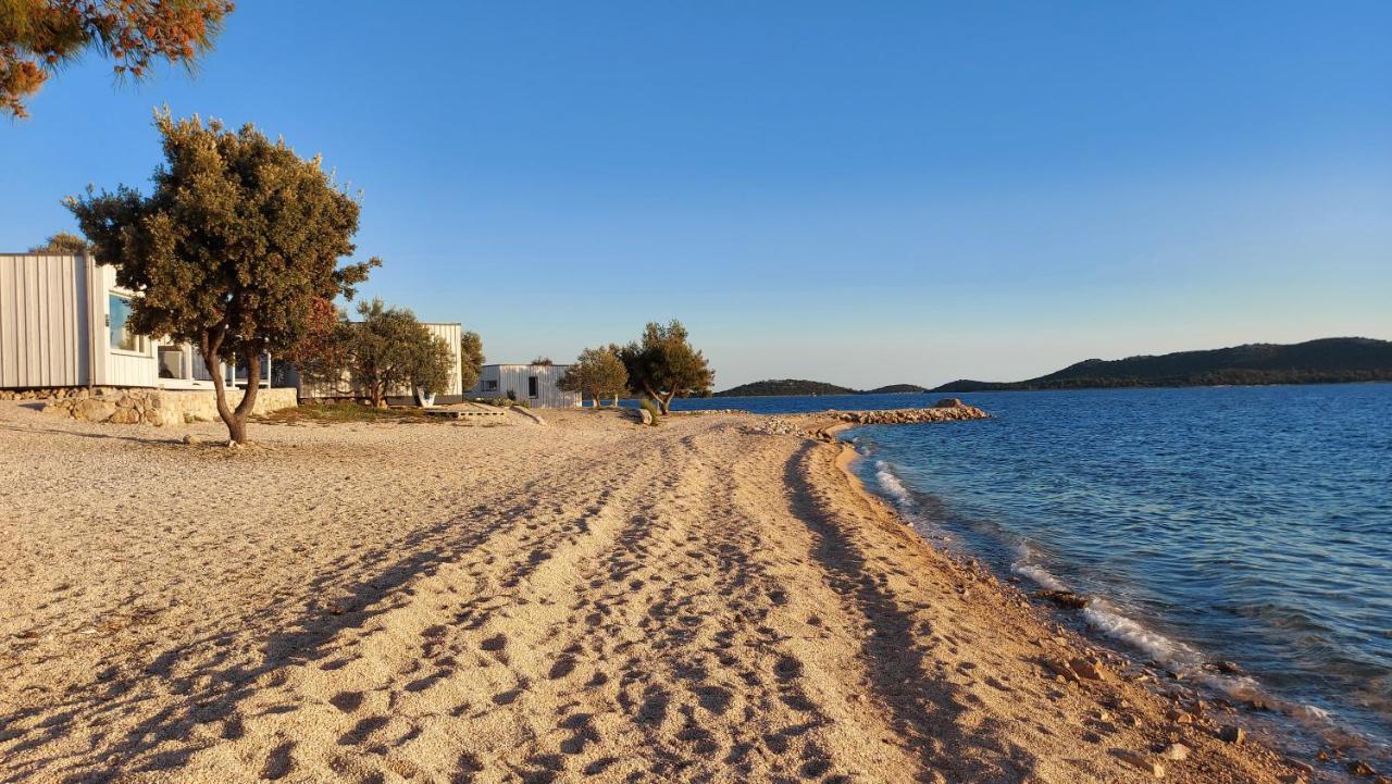 Buqez Resort, Vila 51 Drage Dış mekan fotoğraf